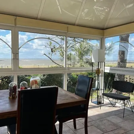 Maison Familiale-vue Sur La Holiday home